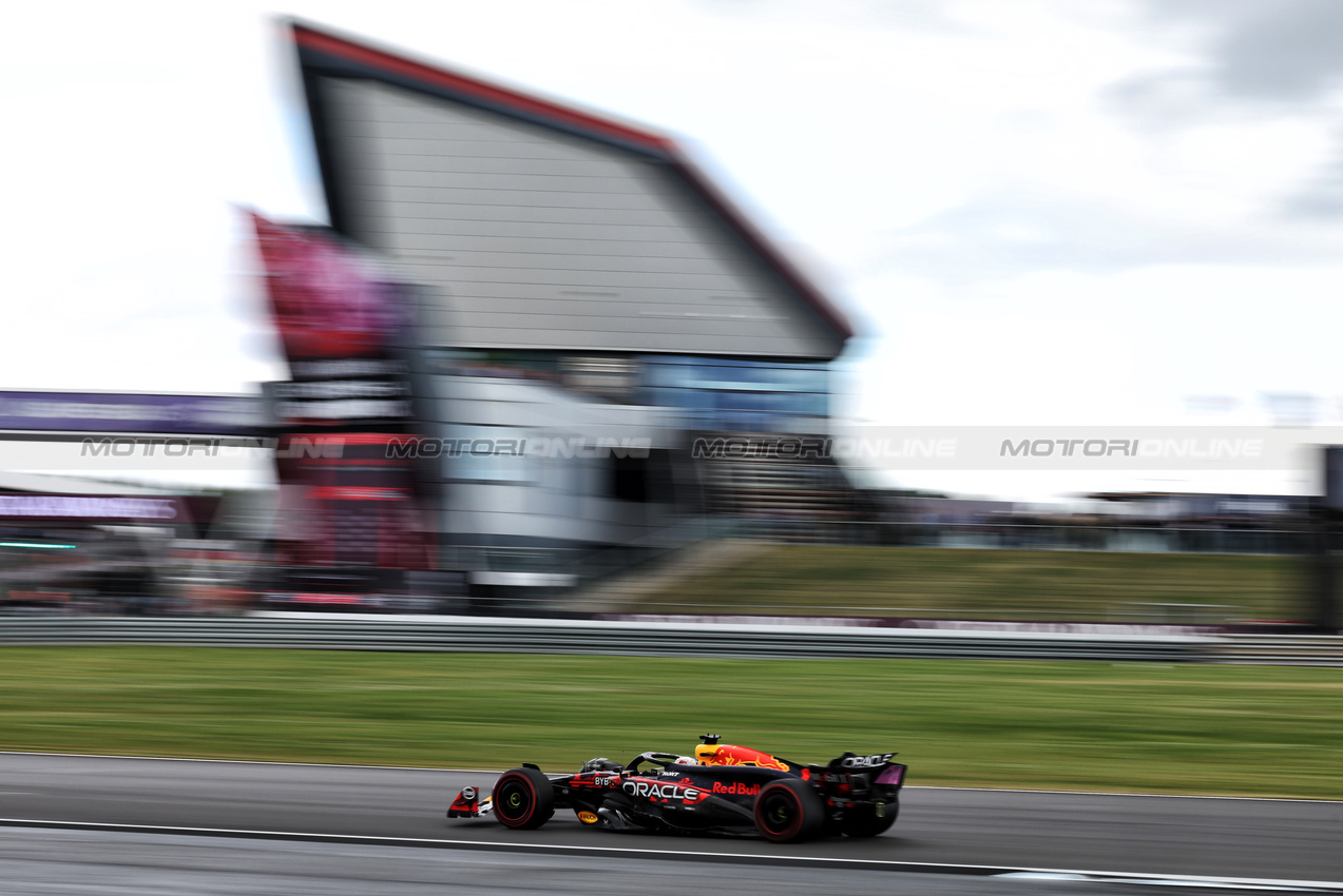 GP GRAN BRETAGNA, Max Verstappen (NLD) Red Bull Racing RB20.

06.07.2024. Formula 1 World Championship, Rd 12, British Grand Prix, Silverstone, England, Qualifiche Day.

- www.xpbimages.com, EMail: requests@xpbimages.com © Copyright: Bearne / XPB Images