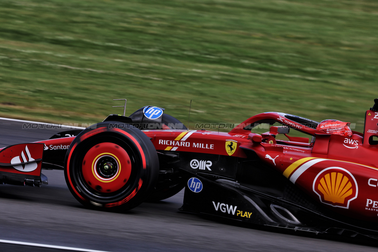 GP GRAN BRETAGNA, Charles Leclerc (MON) Ferrari SF-24.

06.07.2024. Formula 1 World Championship, Rd 12, British Grand Prix, Silverstone, England, Qualifiche Day.

- www.xpbimages.com, EMail: requests@xpbimages.com © Copyright: Bearne / XPB Images