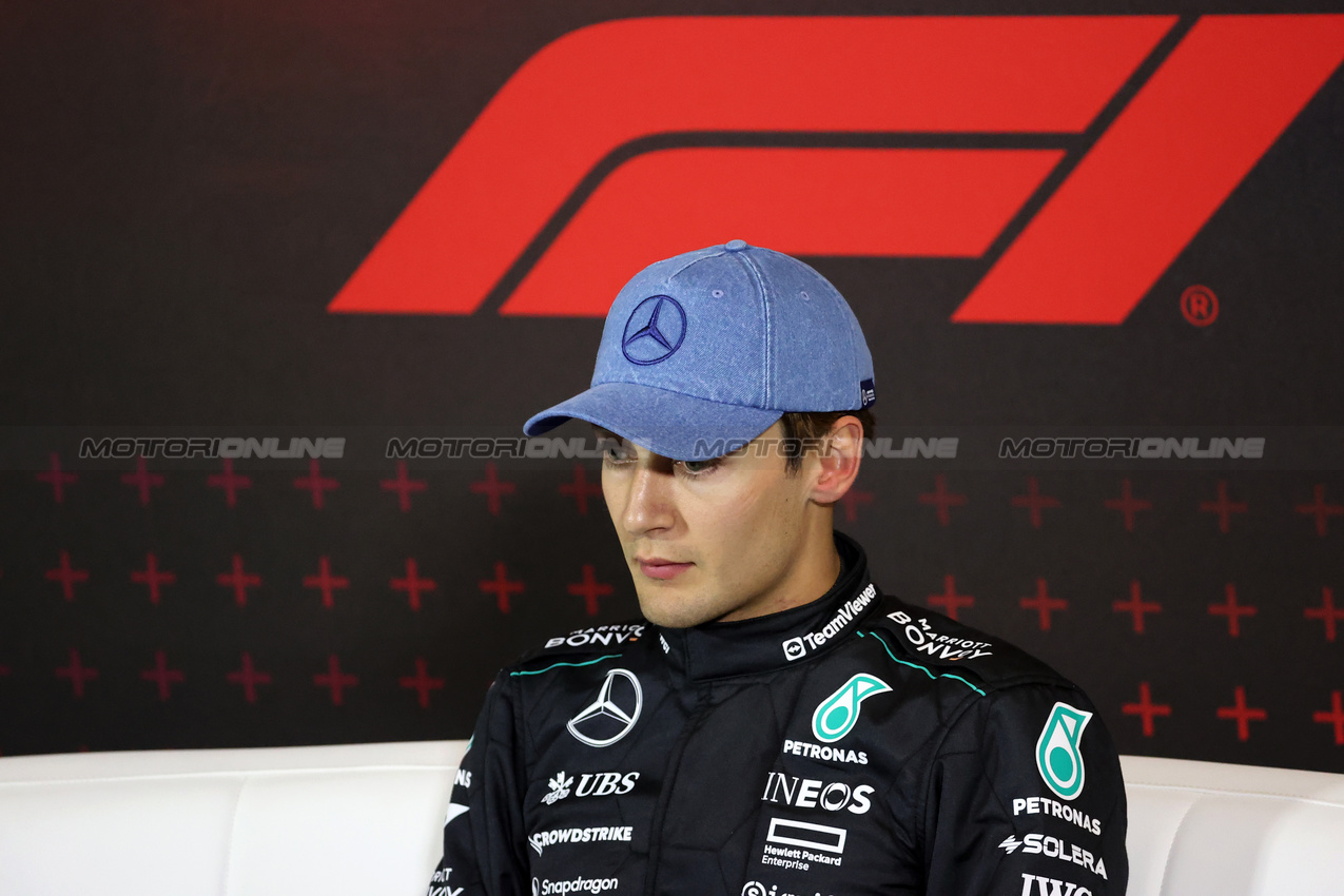 GP GRAN BRETAGNA, George Russell (GBR) Mercedes AMG F1 in the post qualifying FIA Press Conference.

06.07.2024. Formula 1 World Championship, Rd 12, British Grand Prix, Silverstone, England, Qualifiche Day.

 - www.xpbimages.com, EMail: requests@xpbimages.com © Copyright: Davenport / XPB Images