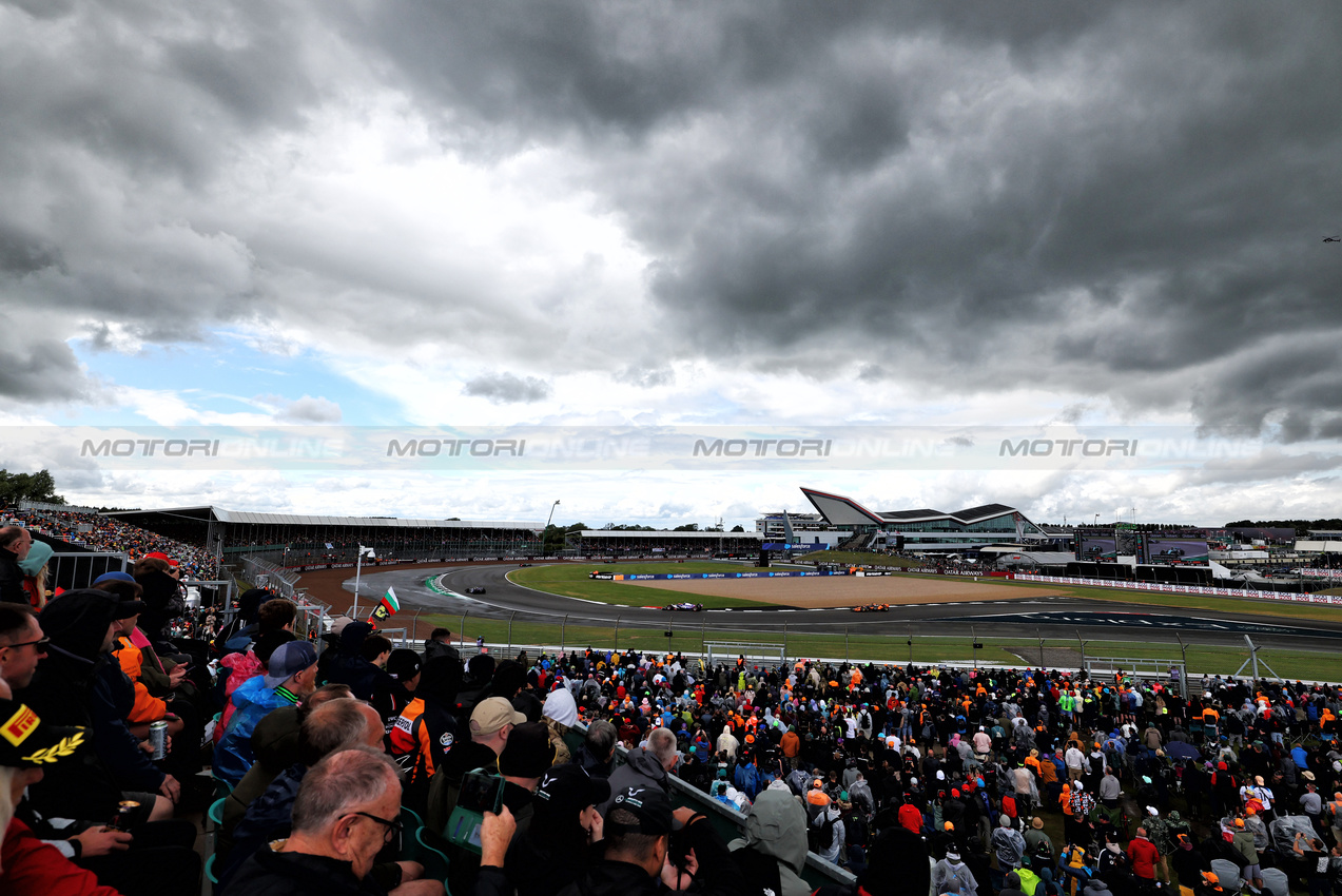 GP GRAN BRETAGNA, Yuki Tsunoda (JPN) RB VCARB 01.

06.07.2024. Formula 1 World Championship, Rd 12, British Grand Prix, Silverstone, England, Qualifiche Day.

 - www.xpbimages.com, EMail: requests@xpbimages.com © Copyright: Coates / XPB Images