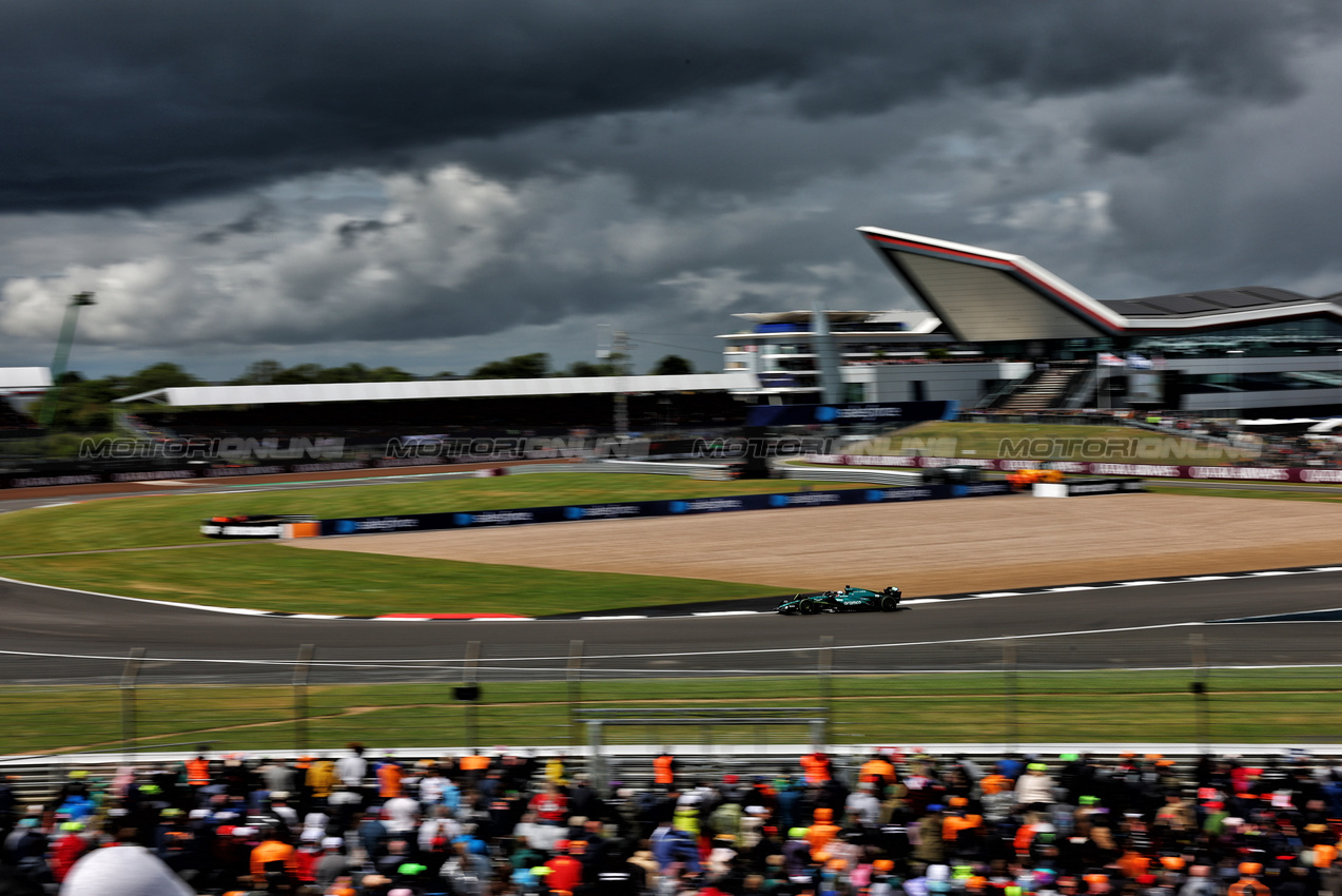 GP GRAN BRETAGNA, Lance Stroll (CDN) Aston Martin F1 Team AMR24.

06.07.2024. Formula 1 World Championship, Rd 12, British Grand Prix, Silverstone, England, Qualifiche Day.

 - www.xpbimages.com, EMail: requests@xpbimages.com © Copyright: Coates / XPB Images
