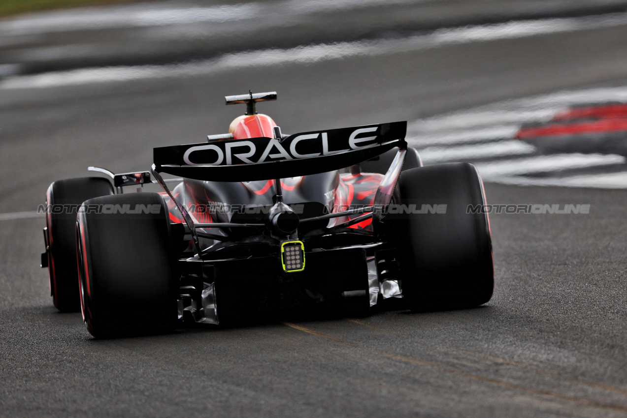 GP GRAN BRETAGNA, Max Verstappen (NLD) Red Bull Racing RB20.

06.07.2024. Formula 1 World Championship, Rd 12, British Grand Prix, Silverstone, England, Qualifiche Day.

- www.xpbimages.com, EMail: requests@xpbimages.com © Copyright: Rew / XPB Images