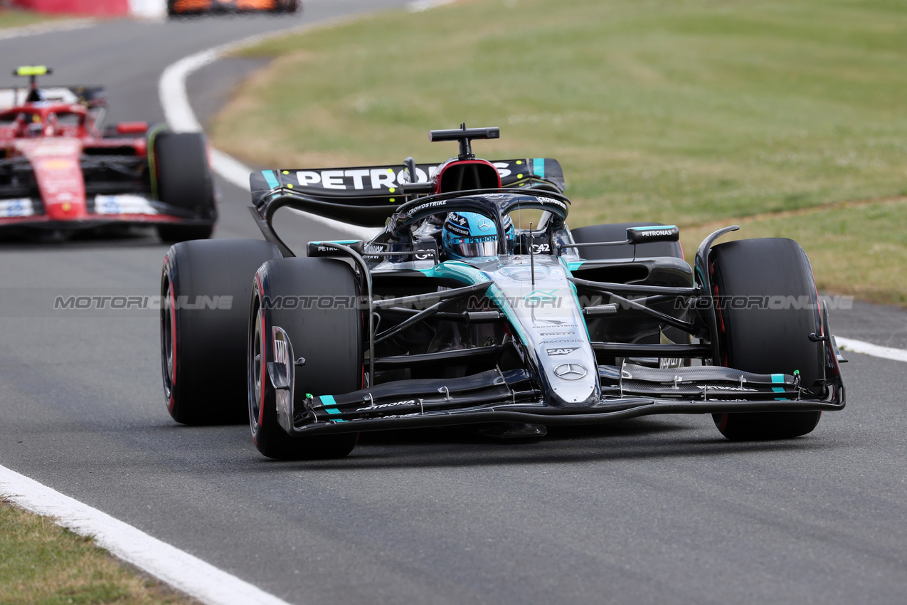 GP GRAN BRETAGNA, George Russell (GBR) Mercedes AMG F1 W15.

06.07.2024. Formula 1 World Championship, Rd 12, British Grand Prix, Silverstone, England, Qualifiche Day.

 - www.xpbimages.com, EMail: requests@xpbimages.com © Copyright: Davenport / XPB Images