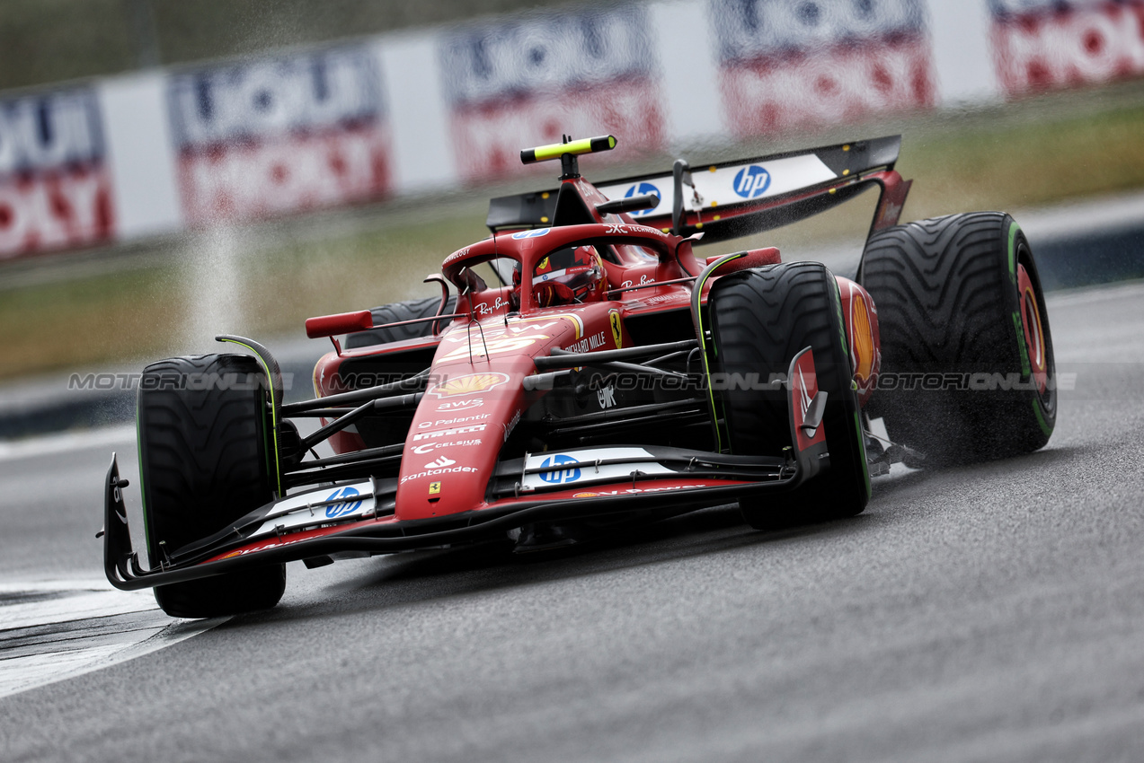 GP GRAN BRETAGNA, Carlos Sainz Jr (ESP) Ferrari SF-24.

06.07.2024. Formula 1 World Championship, Rd 12, British Grand Prix, Silverstone, England, Qualifiche Day.

- www.xpbimages.com, EMail: requests@xpbimages.com © Copyright: Rew / XPB Images