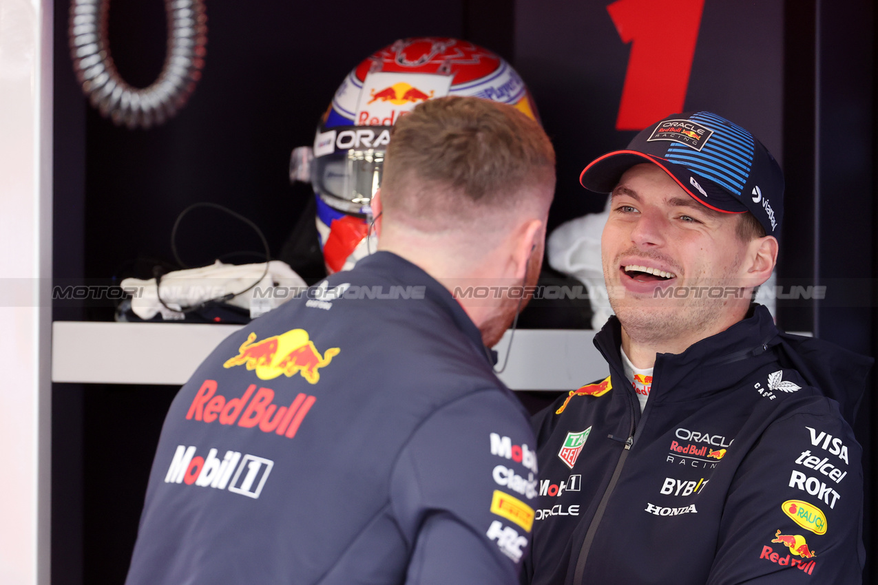 GP GRAN BRETAGNA, Max Verstappen (NLD) Red Bull Racing.



06.07.2024. Formula 1 World Championship, Rd 12, British Grand Prix, Silverstone, England, Qualifiche Day.

 - www.xpbimages.com, EMail: requests@xpbimages.com © Copyright: Davenport / XPB Images