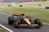 GP GRAN BRETAGNA, Lando Norris (GBR) McLaren MCL38.

06.07.2024. Formula 1 World Championship, Rd 12, British Grand Prix, Silverstone, England, Qualifiche Day.

 - www.xpbimages.com, EMail: requests@xpbimages.com © Copyright: Davenport / XPB Images