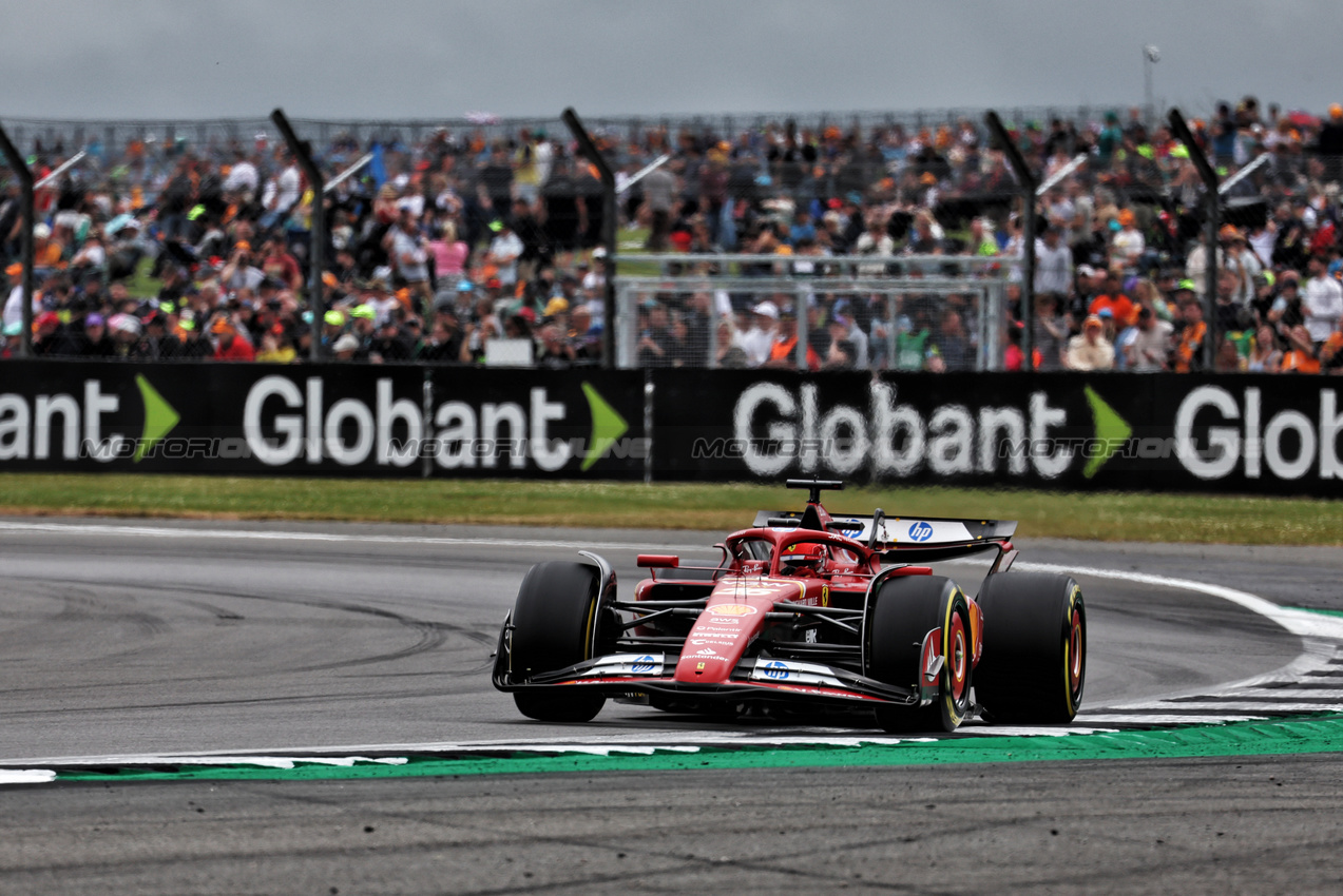 GP GRAN BRETAGNA, Charles Leclerc (MON) Ferrari SF-24.

05.07.2024. Formula 1 World Championship, Rd 12, British Grand Prix, Silverstone, England, Practice Day.

- www.xpbimages.com, EMail: requests@xpbimages.com © Copyright: Moy / XPB Images