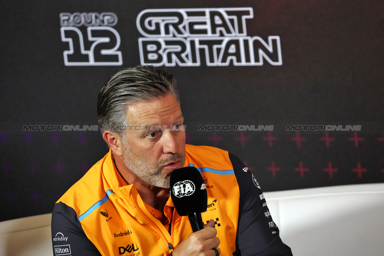 GP GRAN BRETAGNA, Zak Brown (USA) McLaren Executive Director in the FIA Press Conference.

05.07.2024. Formula 1 World Championship, Rd 12, British Grand Prix, Silverstone, England, Practice Day.

- www.xpbimages.com, EMail: requests@xpbimages.com © Copyright: Bearne / XPB Images