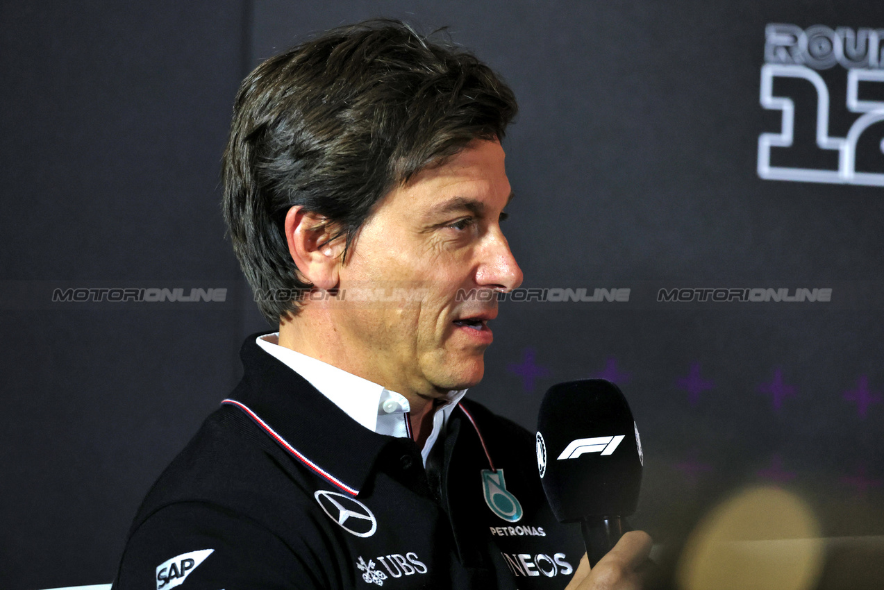 GP GRAN BRETAGNA, Toto Wolff (GER) Mercedes AMG F1 Shareholder e Executive Director in the FIA Press Conference.

05.07.2024. Formula 1 World Championship, Rd 12, British Grand Prix, Silverstone, England, Practice Day.

- www.xpbimages.com, EMail: requests@xpbimages.com © Copyright: Bearne / XPB Images