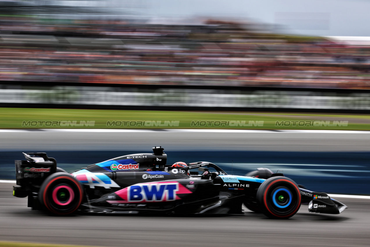 GP GRAN BRETAGNA, Esteban Ocon (FRA) Alpine F1 Team A524.

05.07.2024. Formula 1 World Championship, Rd 12, British Grand Prix, Silverstone, England, Practice Day.

 - www.xpbimages.com, EMail: requests@xpbimages.com © Copyright: Coates / XPB Images