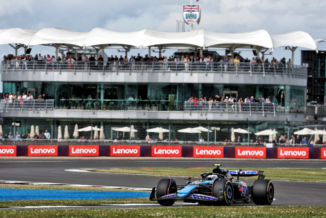GP GRAN BRETAGNA, Pierre Gasly (FRA) Alpine F1 Team A524.

05.07.2024. Formula 1 World Championship, Rd 12, British Grand Prix, Silverstone, England, Practice Day.

- www.xpbimages.com, EMail: requests@xpbimages.com © Copyright: Bearne / XPB Images