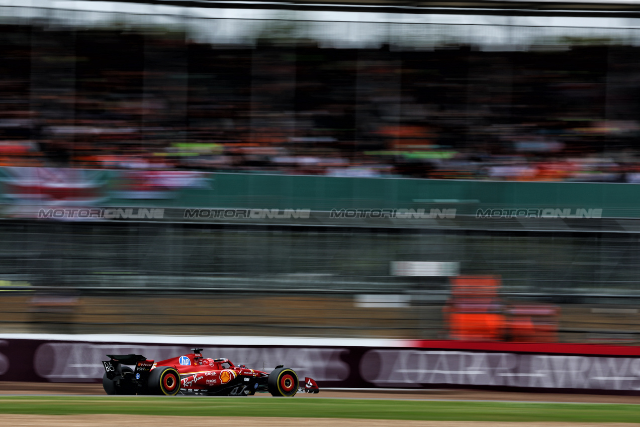 GP GRAN BRETAGNA, Charles Leclerc (MON) Ferrari SF-24.

05.07.2024. Formula 1 World Championship, Rd 12, British Grand Prix, Silverstone, England, Practice Day.

- www.xpbimages.com, EMail: requests@xpbimages.com © Copyright: Charniaux / XPB Images