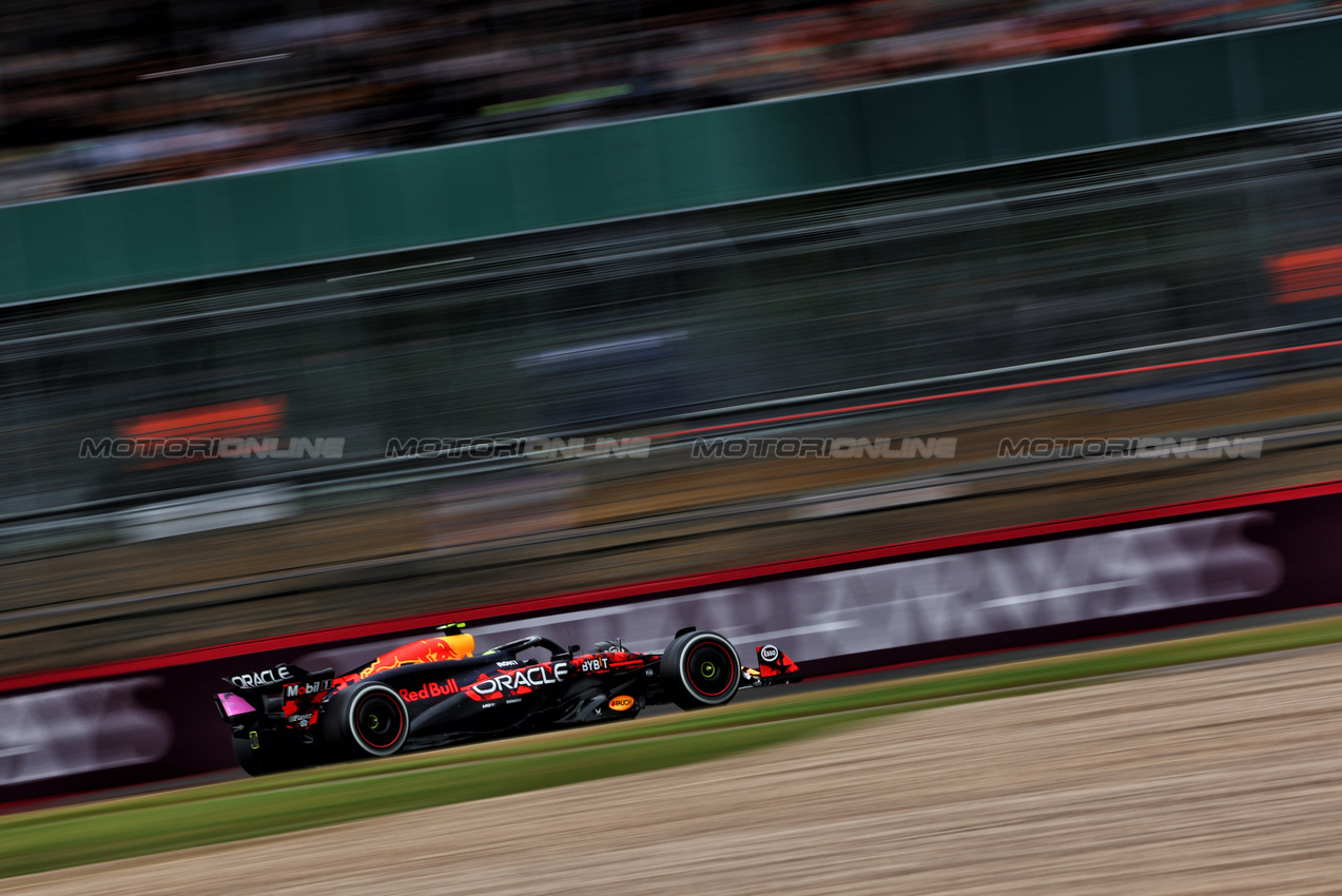 GP GRAN BRETAGNA, Isack Hadjar (FRA) Red Bull Racing RB20 Test Driver.

05.07.2024. Formula 1 World Championship, Rd 12, British Grand Prix, Silverstone, England, Practice Day.

- www.xpbimages.com, EMail: requests@xpbimages.com © Copyright: Charniaux / XPB Images