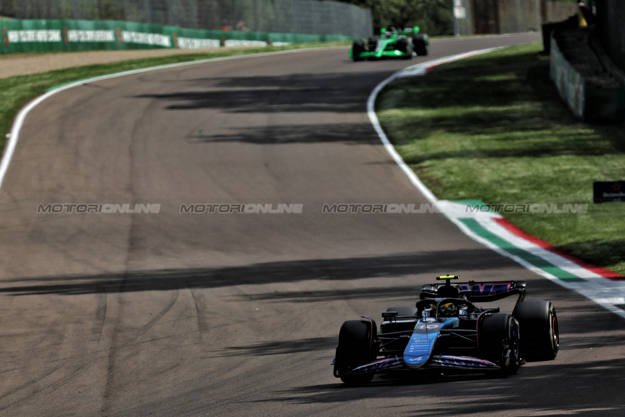 GP IMOLA, Pierre Gasly (FRA) Alpine F1 Team A524.

19.05.2024. Formula 1 World Championship, Rd 7, Emilia Romagna Grand Prix, Imola, Italy, Gara Day.

 - www.xpbimages.com, EMail: requests@xpbimages.com © Copyright: Staley / XPB Images