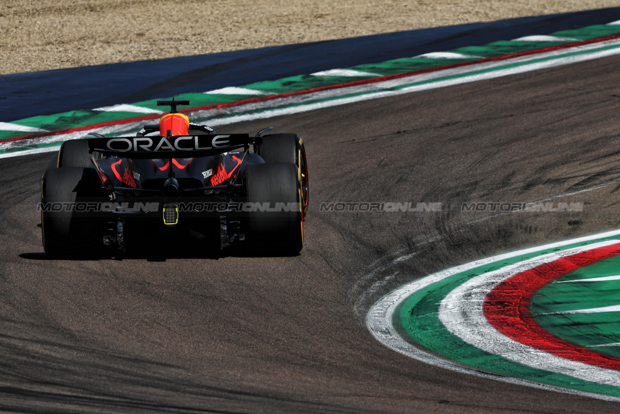 GP IMOLA, Max Verstappen (NLD) Red Bull Racing RB20.

19.05.2024. Formula 1 World Championship, Rd 7, Emilia Romagna Grand Prix, Imola, Italy, Gara Day.

 - www.xpbimages.com, EMail: requests@xpbimages.com © Copyright: Staley / XPB Images