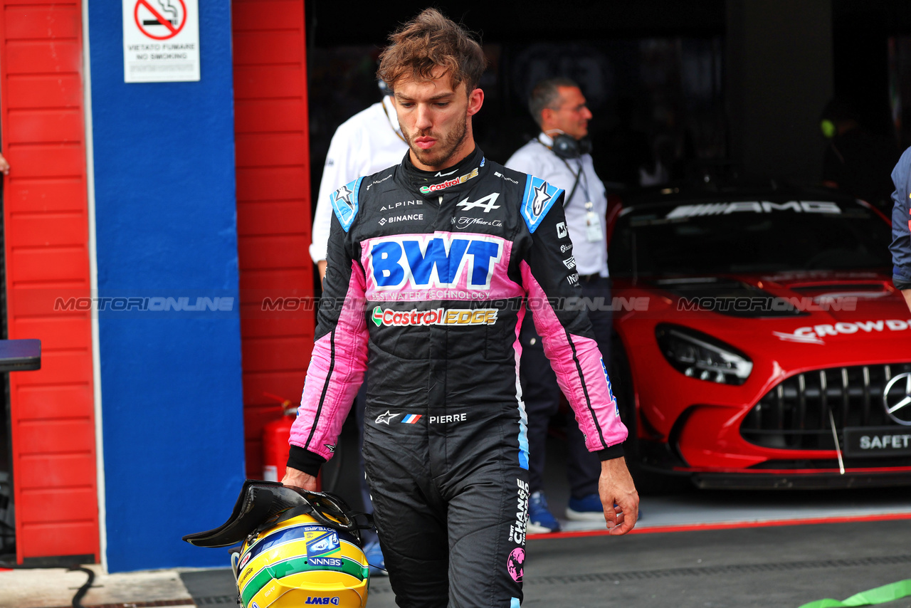 GP IMOLA, Pierre Gasly (FRA) Alpine F1 Team in parc ferme.

19.05.2024. Formula 1 World Championship, Rd 7, Emilia Romagna Grand Prix, Imola, Italy, Gara Day.

- www.xpbimages.com, EMail: requests@xpbimages.com © Copyright: Batchelor / XPB Images