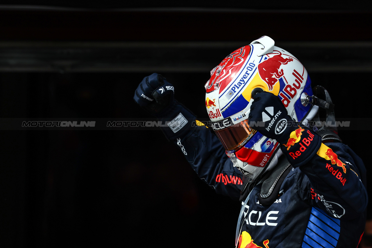 GP IMOLA, Max Verstappen (NLD), Red Bull Racing 
19.05.2024. Formula 1 World Championship, Rd 7, Emilia Romagna Grand Prix, Imola, Italy, Gara Day.
- www.xpbimages.com, EMail: requests@xpbimages.com © Copyright: Charniaux / XPB Images