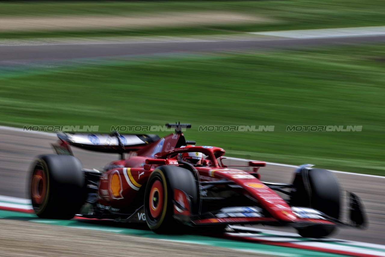 GP IMOLA, Charles Leclerc (MON) Ferrari SF-24.

19.05.2024. Formula 1 World Championship, Rd 7, Emilia Romagna Grand Prix, Imola, Italy, Gara Day.

 - www.xpbimages.com, EMail: requests@xpbimages.com © Copyright: Coates / XPB Images