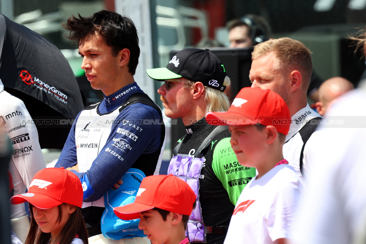 GP IMOLA, Alexander Albon (THA) Williams Racing on the grid.

19.05.2024. Formula 1 World Championship, Rd 7, Emilia Romagna Grand Prix, Imola, Italy, Gara Day.

- www.xpbimages.com, EMail: requests@xpbimages.com © Copyright: Batchelor / XPB Images