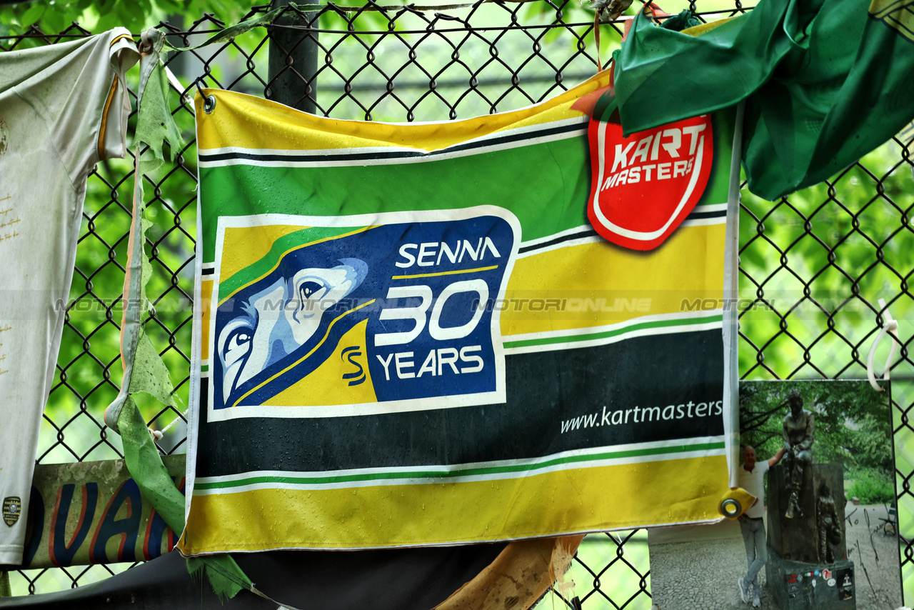 GP IMOLA, Circuit Atmosfera - tribute to Ayrton Senna.

16.05.2024. Formula 1 World Championship, Rd 7, Emilia Romagna Grand Prix, Imola, Italy, Preparation Day.

 - www.xpbimages.com, EMail: requests@xpbimages.com © Copyright: Staley / XPB Images