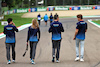 GP IMOLA, Logan Sargeant (USA) Williams Racing walks the circuit with the team.
16.05.2024. Formula 1 World Championship, Rd 7, Emilia Romagna Grand Prix, Imola, Italy, Preparation Day.
 - www.xpbimages.com, EMail: requests@xpbimages.com © Copyright: Staley / XPB Images