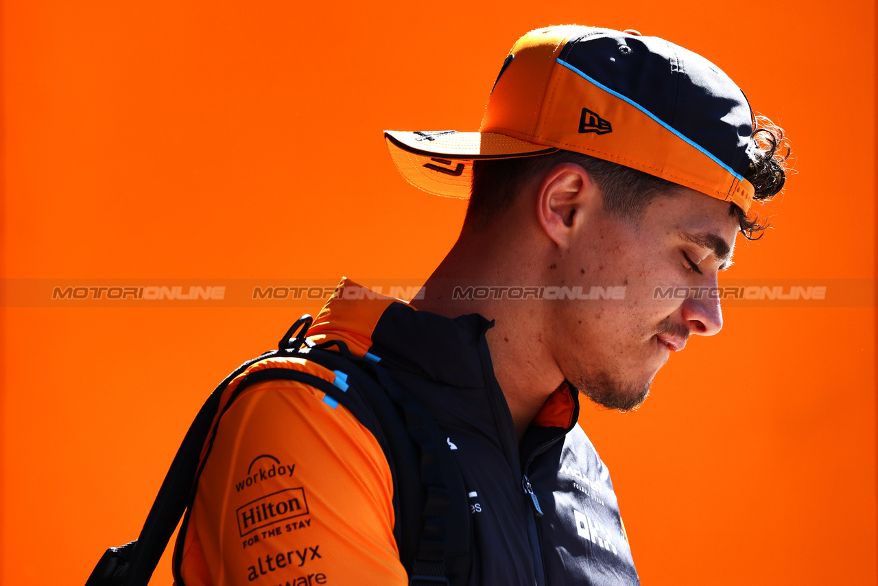 GP IMOLA, Lando Norris (GBR) McLaren.

18.05.2024. Formula 1 World Championship, Rd 7, Emilia Romagna Grand Prix, Imola, Italy, Qualifiche Day.

 - www.xpbimages.com, EMail: requests@xpbimages.com © Copyright: Coates / XPB Images