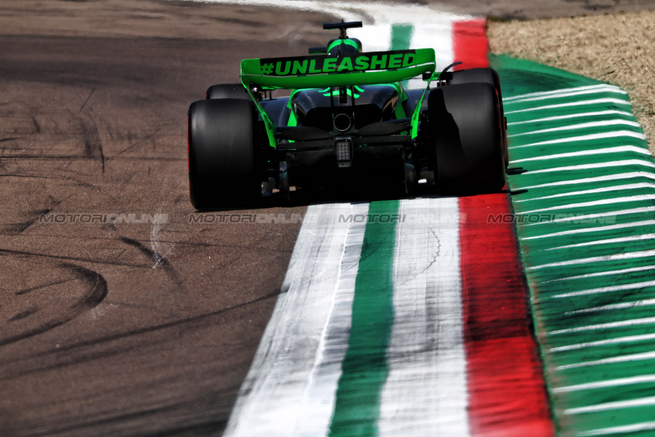 GP IMOLA, Valtteri Bottas (FIN) Sauber C44.

18.05.2024. Formula 1 World Championship, Rd 7, Emilia Romagna Grand Prix, Imola, Italy, Qualifiche Day.

 - www.xpbimages.com, EMail: requests@xpbimages.com © Copyright: Coates / XPB Images