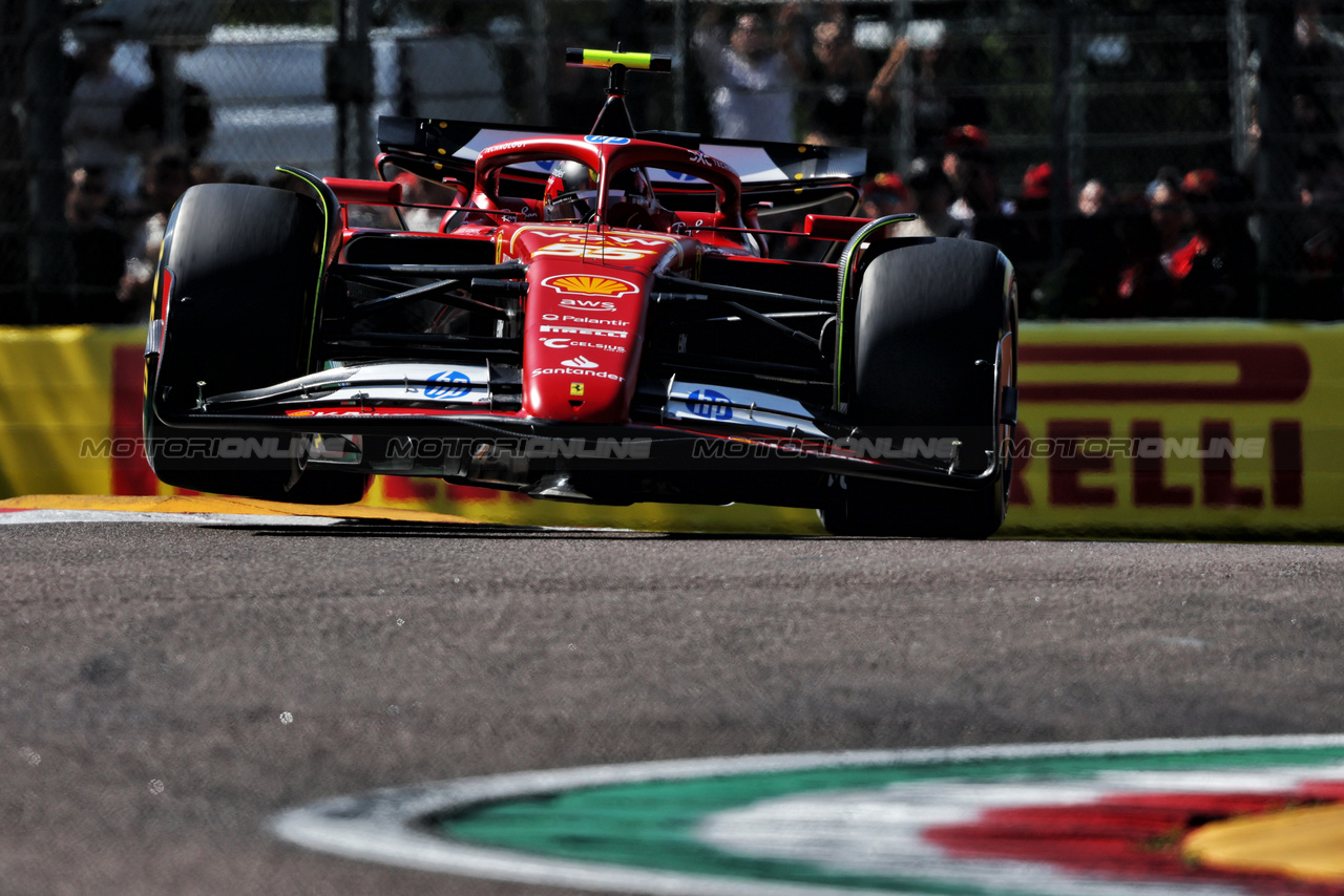 GP IMOLA, Carlos Sainz Jr (ESP) Ferrari SF-24.

18.05.2024. Formula 1 World Championship, Rd 7, Emilia Romagna Grand Prix, Imola, Italy, Qualifiche Day.

- www.xpbimages.com, EMail: requests@xpbimages.com © Copyright: Charniaux / XPB Images