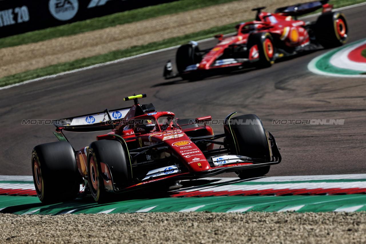 GP IMOLA, Carlos Sainz Jr (ESP) Ferrari SF-24.

18.05.2024. Formula 1 World Championship, Rd 7, Emilia Romagna Grand Prix, Imola, Italy, Qualifiche Day.

 - www.xpbimages.com, EMail: requests@xpbimages.com © Copyright: Staley / XPB Images