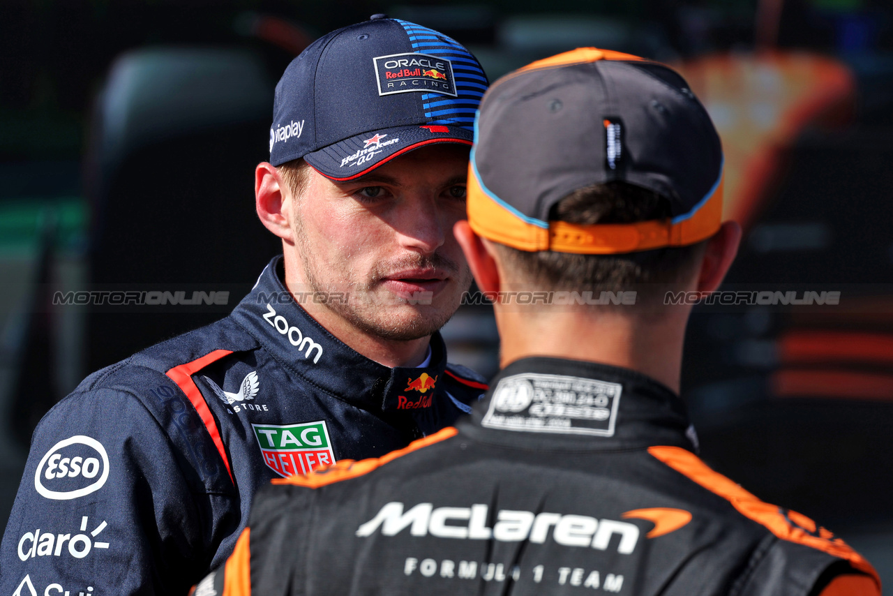 GP IMOLA, Pole sitter Max Verstappen (NLD) Red Bull Racing in qualifying parc ferme with Lando Norris (GBR) McLaren.

18.05.2024. Formula 1 World Championship, Rd 7, Emilia Romagna Grand Prix, Imola, Italy, Qualifiche Day.

 - www.xpbimages.com, EMail: requests@xpbimages.com © Copyright: Staley / XPB Images