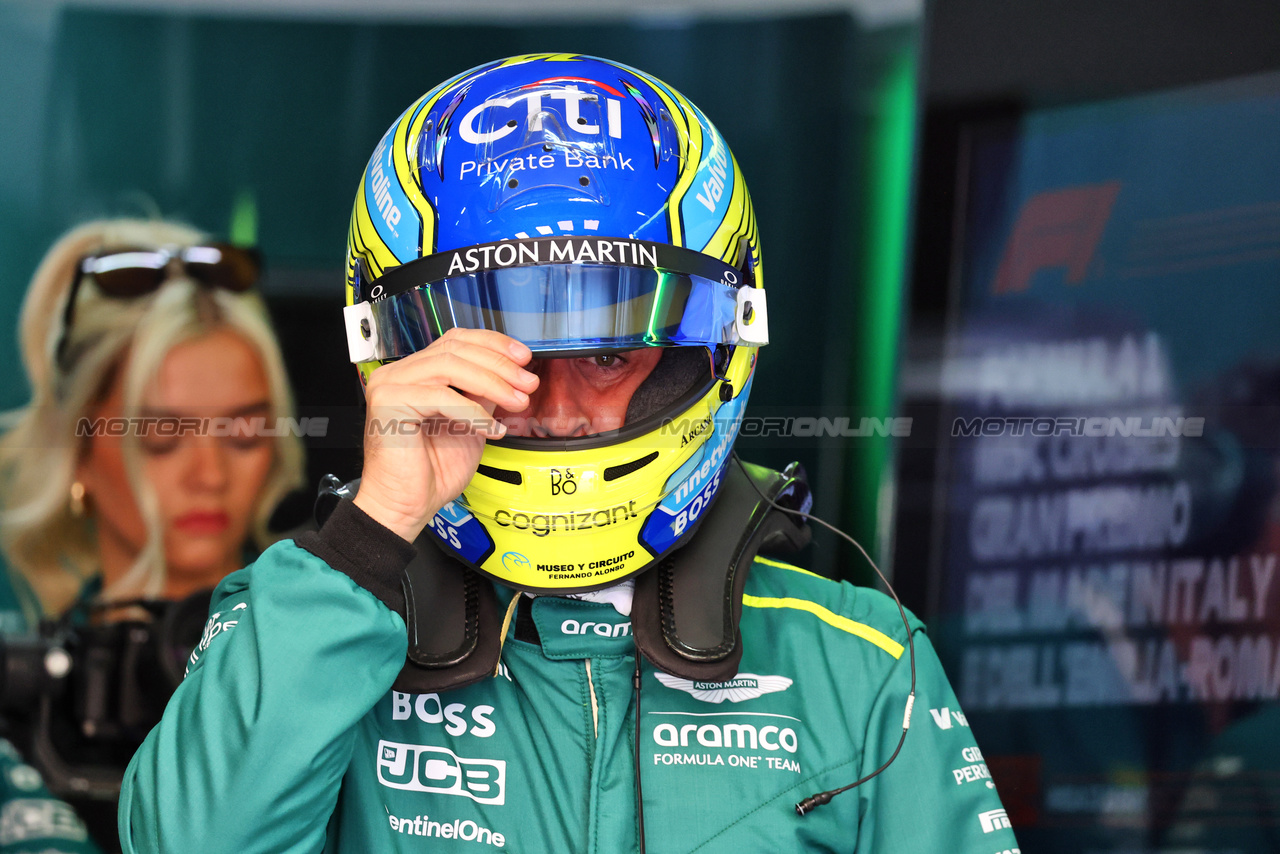 GP IMOLA, Fernando Alonso (ESP) Aston Martin F1 Team.

18.05.2024. Formula 1 World Championship, Rd 7, Emilia Romagna Grand Prix, Imola, Italy, Qualifiche Day.

- www.xpbimages.com, EMail: requests@xpbimages.com © Copyright: Batchelor / XPB Images