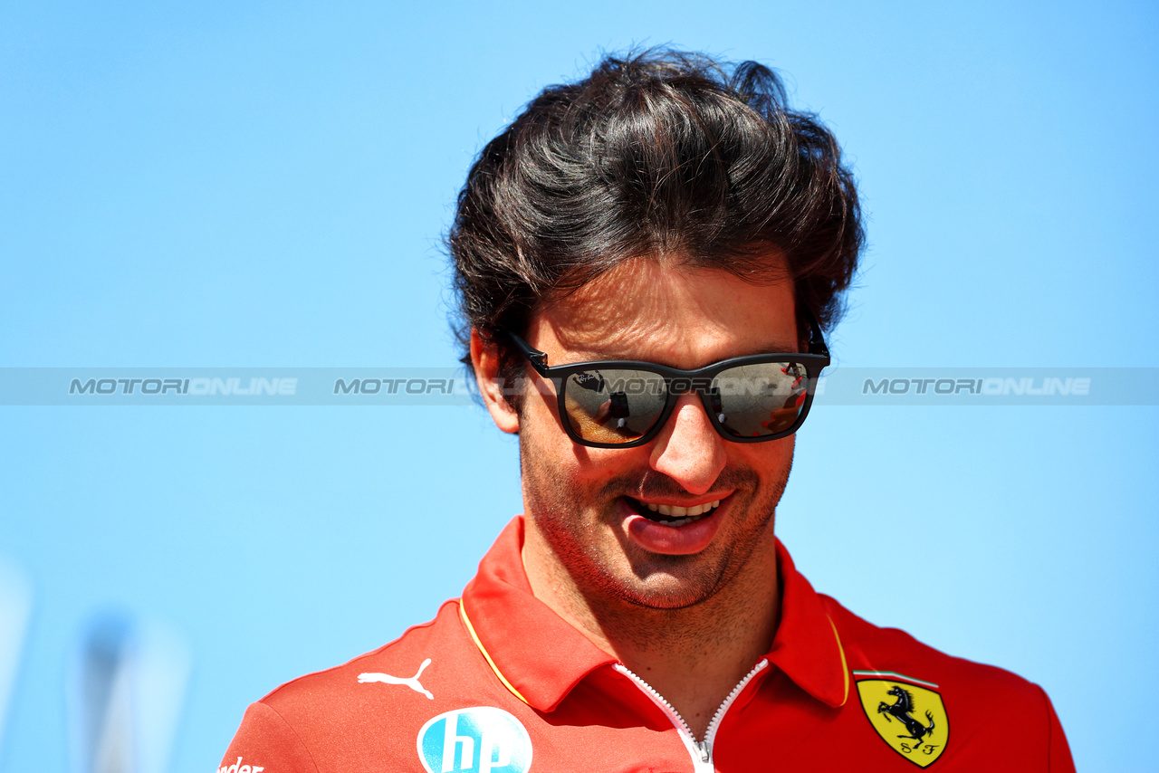 GP IMOLA, Carlos Sainz Jr (ESP) Ferrari.

18.05.2024. Formula 1 World Championship, Rd 7, Emilia Romagna Grand Prix, Imola, Italy, Qualifiche Day.

 - www.xpbimages.com, EMail: requests@xpbimages.com © Copyright: Coates / XPB Images