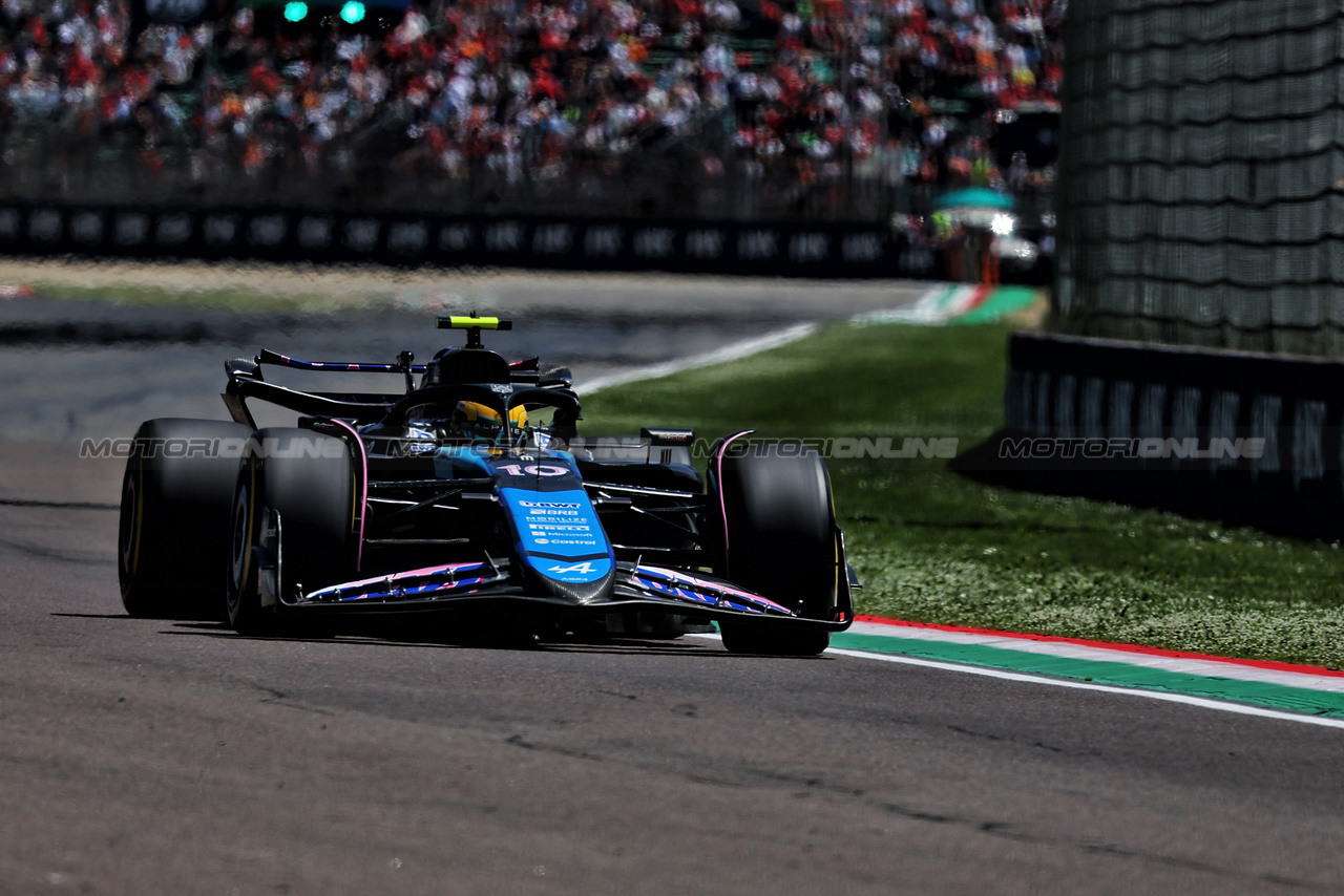 GP IMOLA, Pierre Gasly (FRA) Alpine F1 Team A524.

18.05.2024. Formula 1 World Championship, Rd 7, Emilia Romagna Grand Prix, Imola, Italy, Qualifiche Day.

- www.xpbimages.com, EMail: requests@xpbimages.com © Copyright: Charniaux / XPB Images