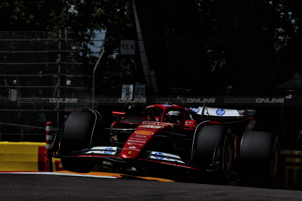 GP IMOLA, Charles Leclerc (MON) Ferrari SF-24.

17.05.2024. Formula 1 World Championship, Rd 7, Emilia Romagna Grand Prix, Imola, Italy, Practice Day.

 - www.xpbimages.com, EMail: requests@xpbimages.com © Copyright: Staley / XPB Images