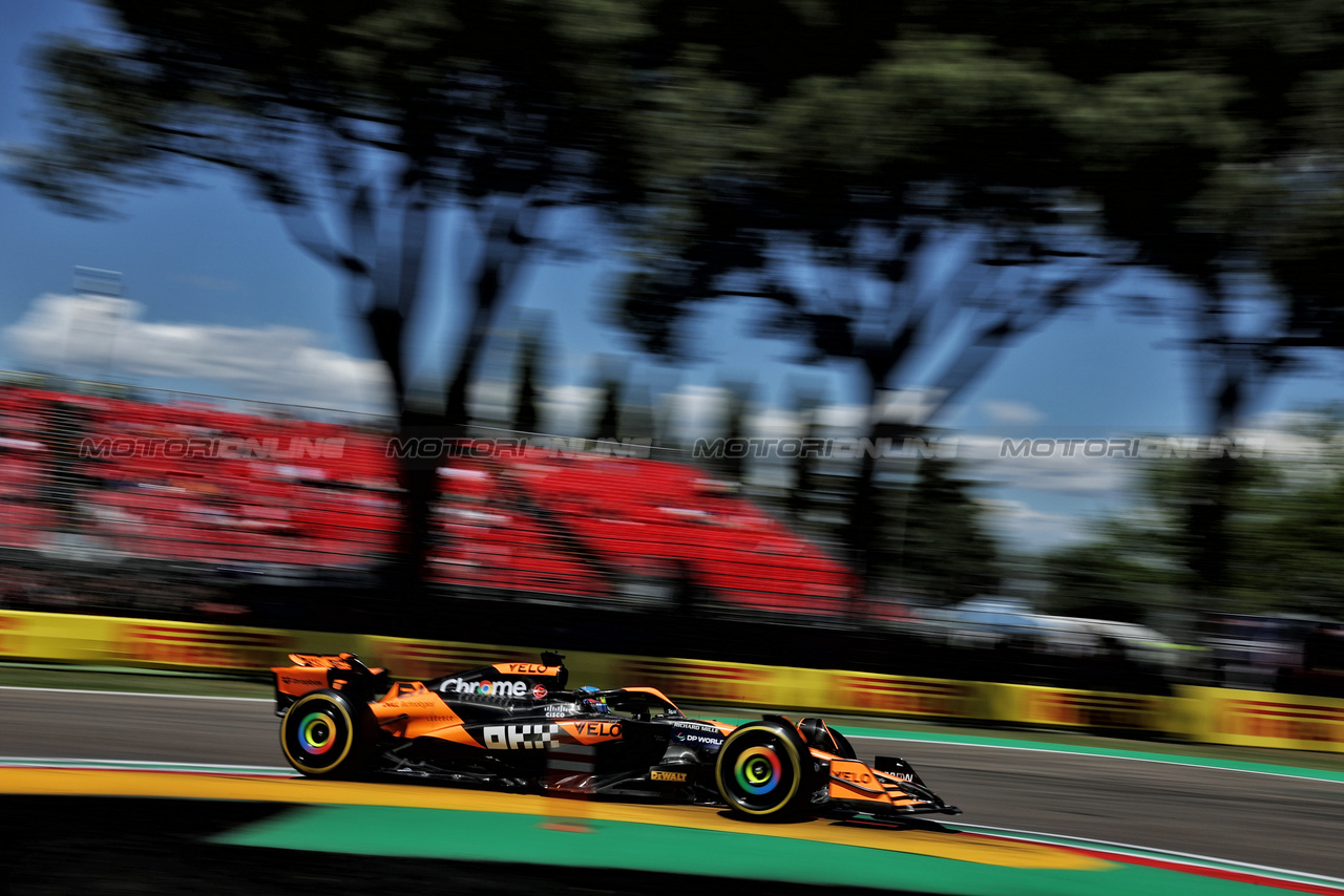 GP IMOLA, Oscar Piastri (AUS) McLaren MCL38.

17.05.2024. Formula 1 World Championship, Rd 7, Emilia Romagna Grand Prix, Imola, Italy, Practice Day.

 - www.xpbimages.com, EMail: requests@xpbimages.com © Copyright: Staley / XPB Images