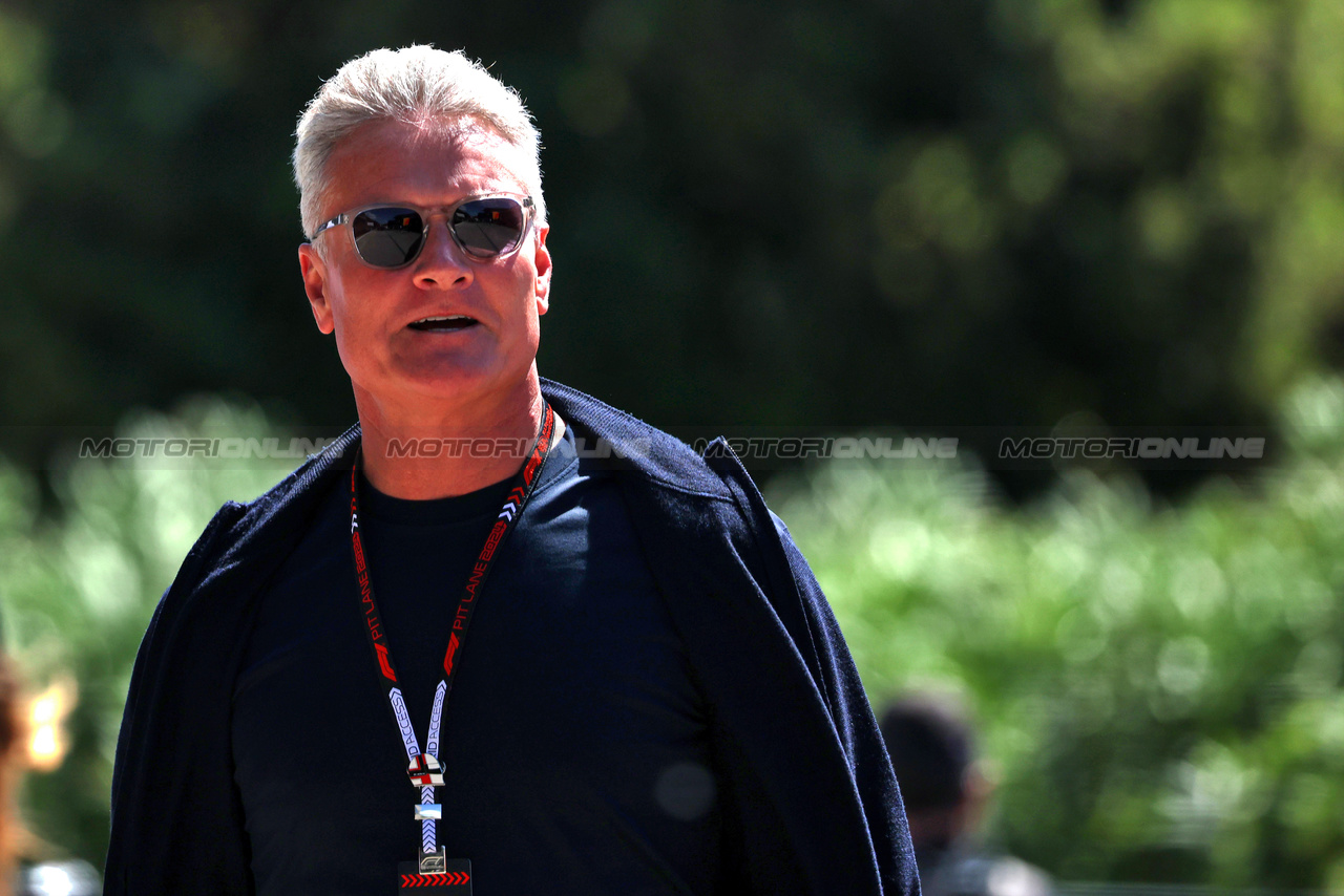 GP IMOLA, David Coulthard (GBR) Channel 4 F1 Commentator.

17.05.2024. Formula 1 World Championship, Rd 7, Emilia Romagna Grand Prix, Imola, Italy, Practice Day.

 - www.xpbimages.com, EMail: requests@xpbimages.com © Copyright: Staley / XPB Images