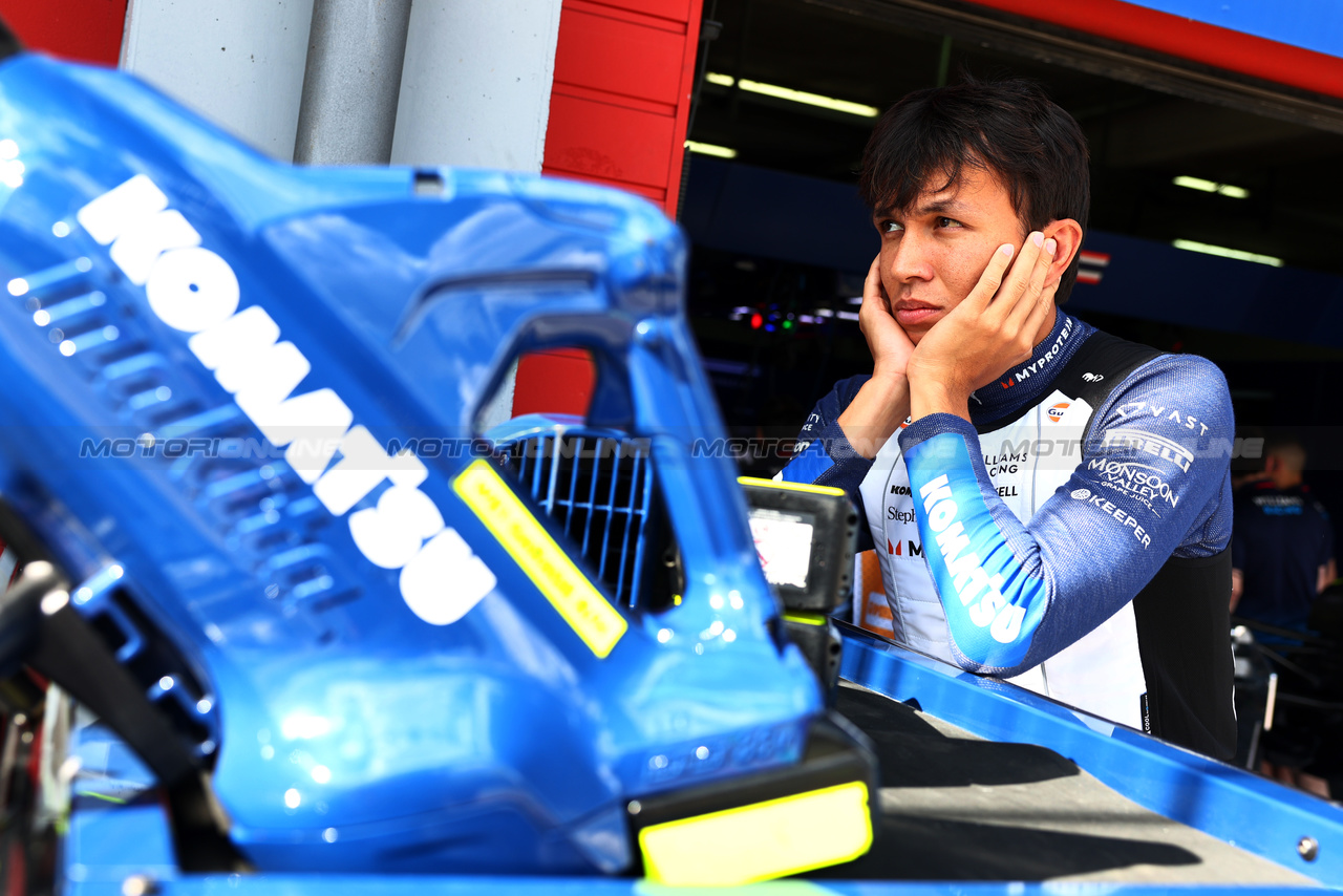 GP IMOLA, Alexander Albon (THA) Williams Racing.

17.05.2024. Formula 1 World Championship, Rd 7, Emilia Romagna Grand Prix, Imola, Italy, Practice Day.

- www.xpbimages.com, EMail: requests@xpbimages.com © Copyright: Batchelor / XPB Images