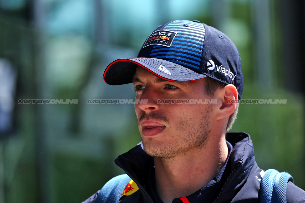 GP IMOLA, Max Verstappen (NLD) Red Bull Racing.

17.05.2024. Formula 1 World Championship, Rd 7, Emilia Romagna Grand Prix, Imola, Italy, Practice Day.

 - www.xpbimages.com, EMail: requests@xpbimages.com © Copyright: Staley / XPB Images