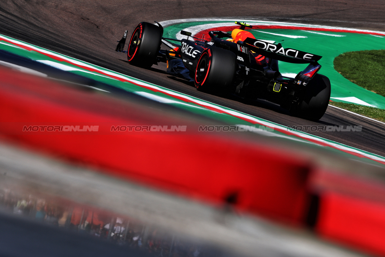 GP IMOLA, Sergio Perez (MEX) Red Bull Racing RB20.

17.05.2024. Formula 1 World Championship, Rd 7, Emilia Romagna Grand Prix, Imola, Italy, Practice Day.

- www.xpbimages.com, EMail: requests@xpbimages.com © Copyright: Charniaux / XPB Images