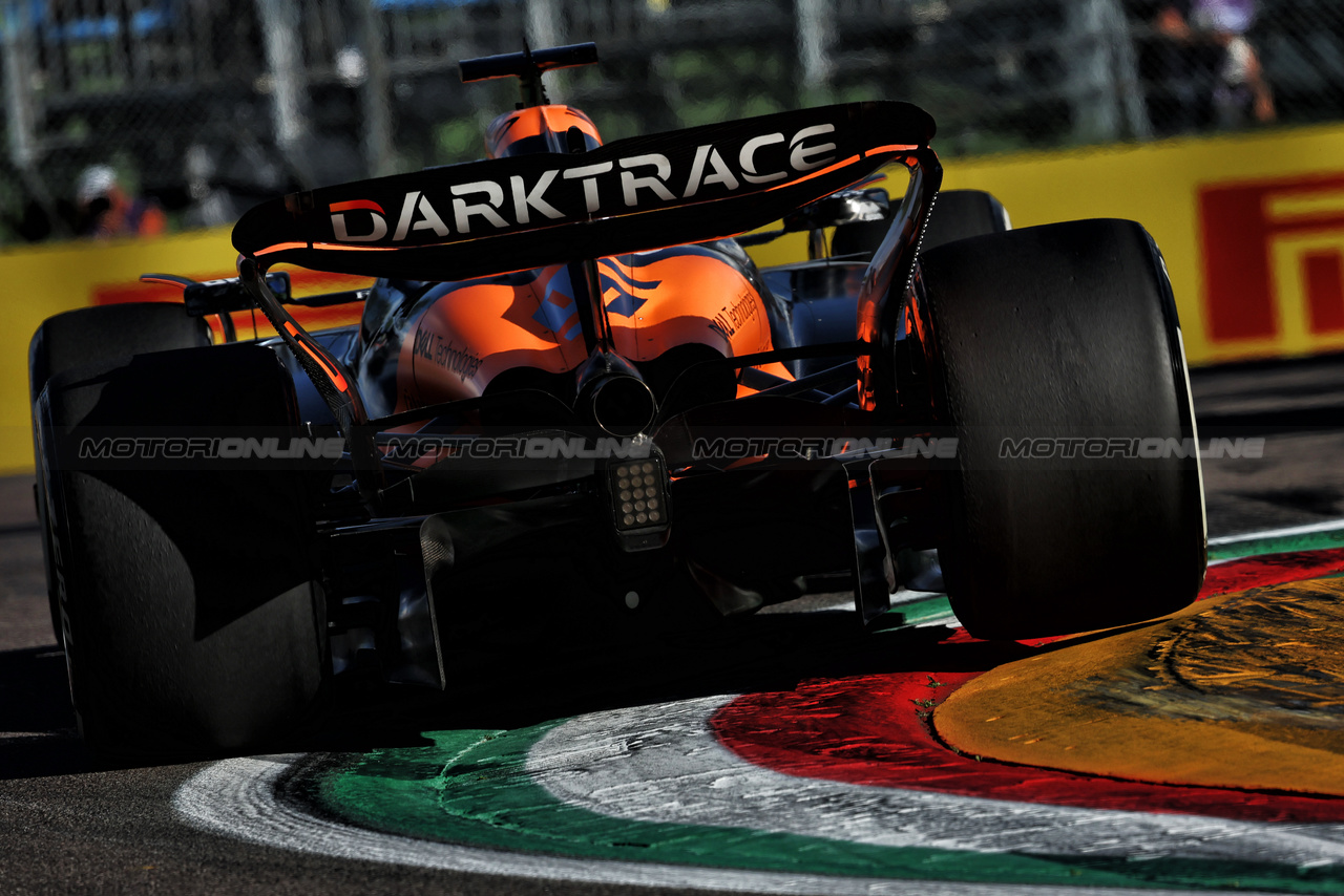 GP IMOLA, Oscar Piastri (AUS) McLaren MCL38.

17.05.2024. Formula 1 World Championship, Rd 7, Emilia Romagna Grand Prix, Imola, Italy, Practice Day.

 - www.xpbimages.com, EMail: requests@xpbimages.com © Copyright: Staley / XPB Images