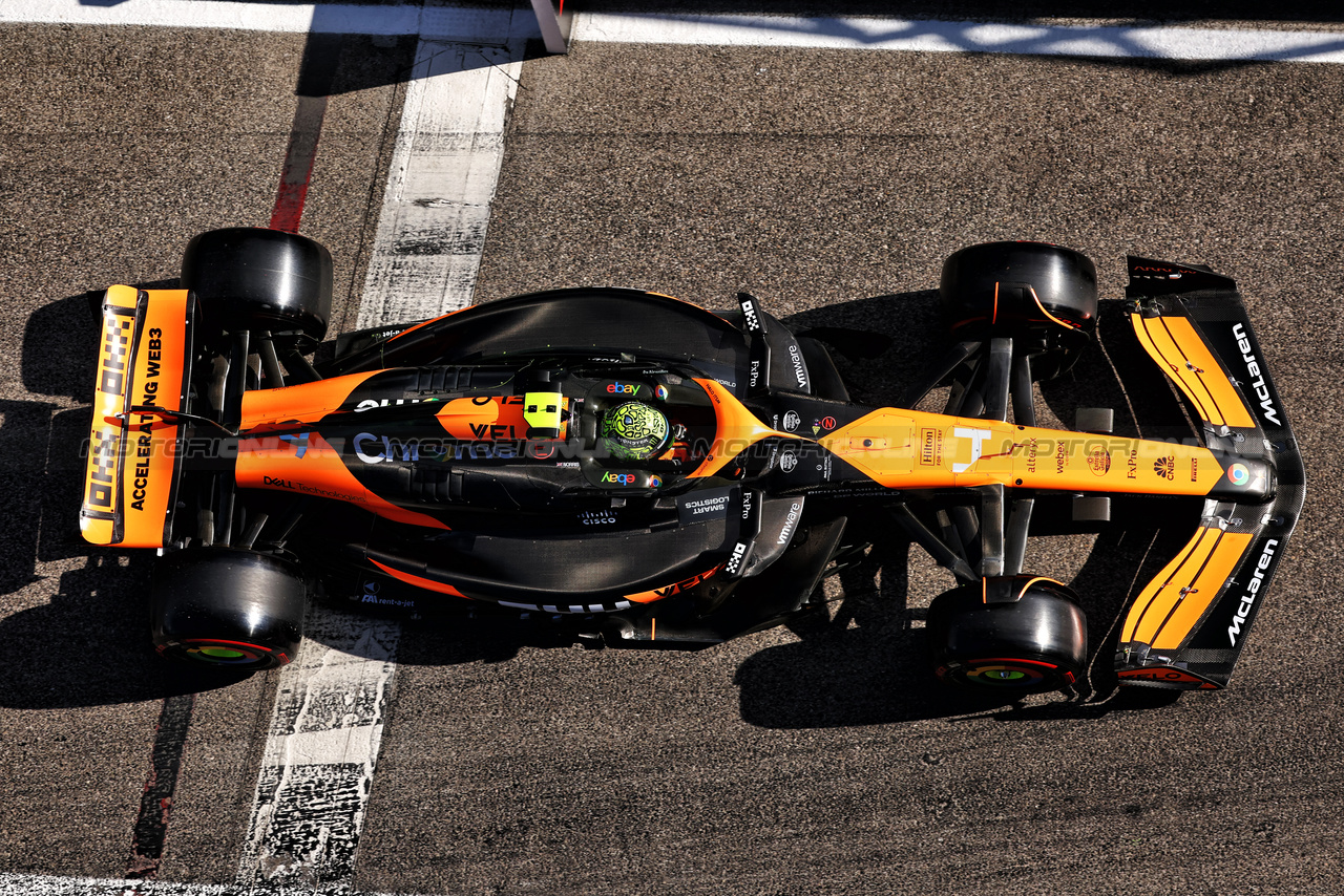 GP IMOLA, Lando Norris (GBR) McLaren MCL38.

17.05.2024. Formula 1 World Championship, Rd 7, Emilia Romagna Grand Prix, Imola, Italy, Practice Day.

 - www.xpbimages.com, EMail: requests@xpbimages.com © Copyright: Coates / XPB Images