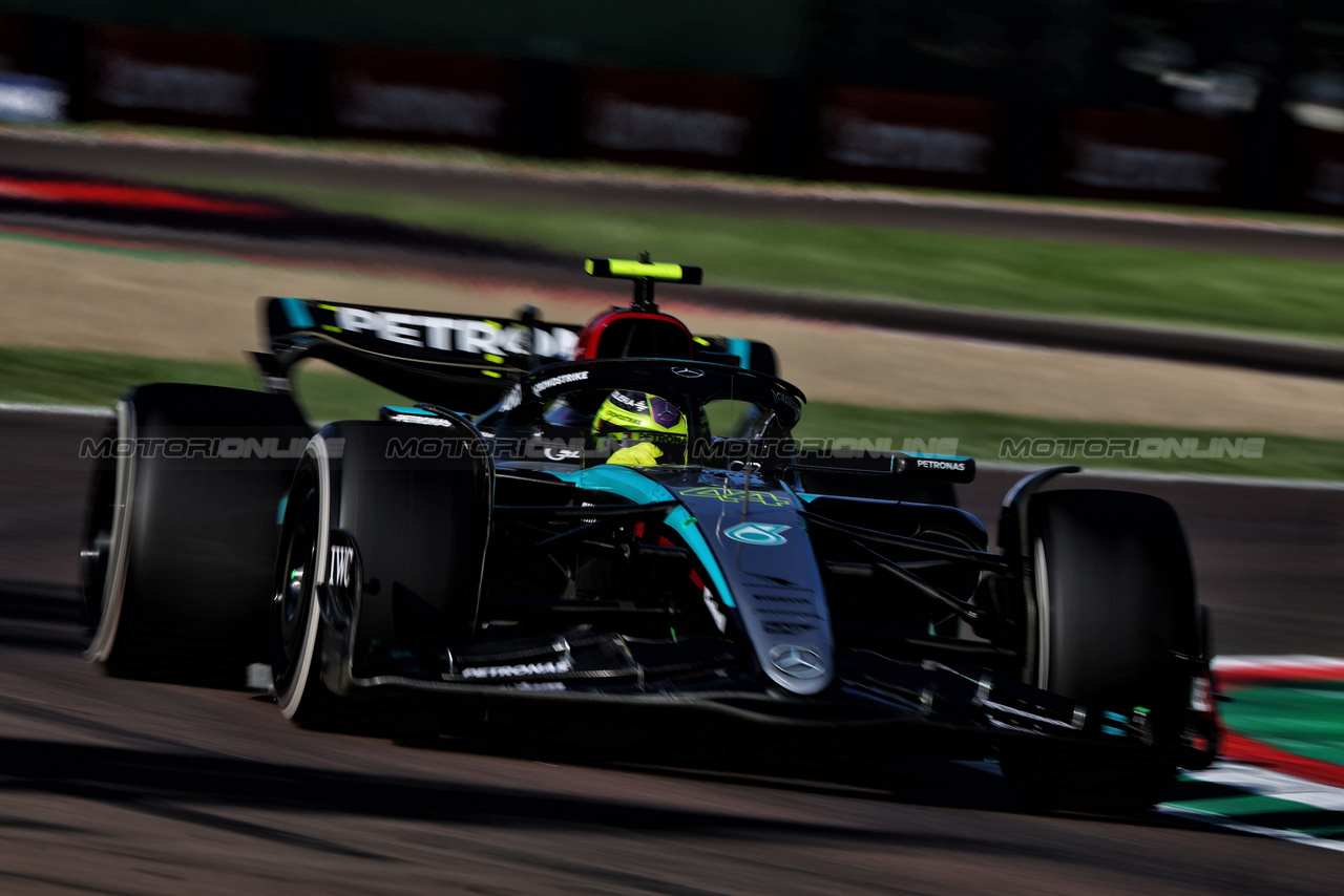 GP IMOLA, Lewis Hamilton (GBR) Mercedes AMG F1 W15.

17.05.2024. Formula 1 World Championship, Rd 7, Emilia Romagna Grand Prix, Imola, Italy, Practice Day.

 - www.xpbimages.com, EMail: requests@xpbimages.com © Copyright: Coates / XPB Images