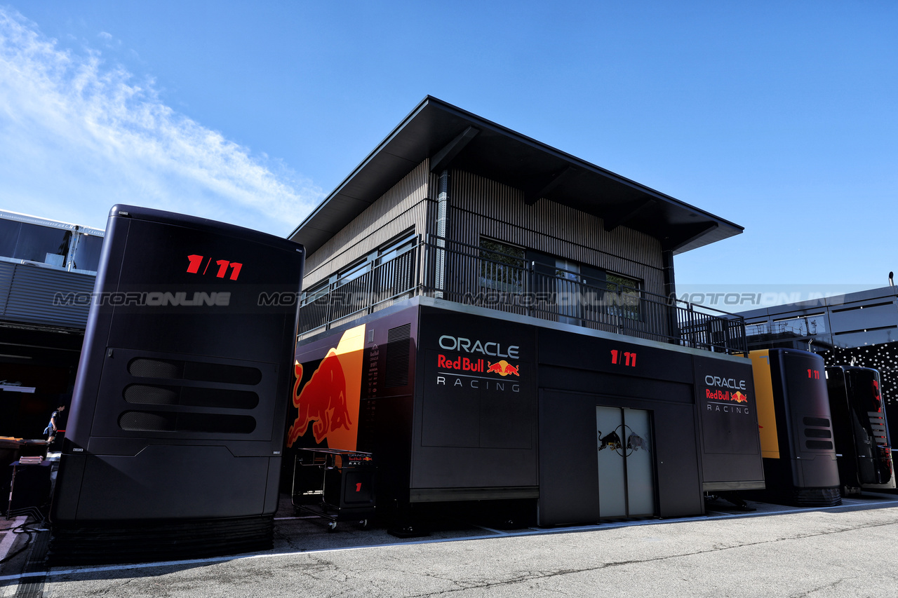 GP IMOLA, Red Bull Racing trucks in the paddock.

17.05.2024. Formula 1 World Championship, Rd 7, Emilia Romagna Grand Prix, Imola, Italy, Practice Day.

 - www.xpbimages.com, EMail: requests@xpbimages.com © Copyright: Staley / XPB Images