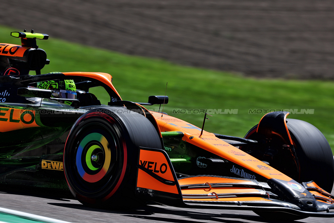 GP IMOLA, Lando Norris (GBR) McLaren MCL38.

17.05.2024. Formula 1 World Championship, Rd 7, Emilia Romagna Grand Prix, Imola, Italy, Practice Day.

- www.xpbimages.com, EMail: requests@xpbimages.com © Copyright: Charniaux / XPB Images