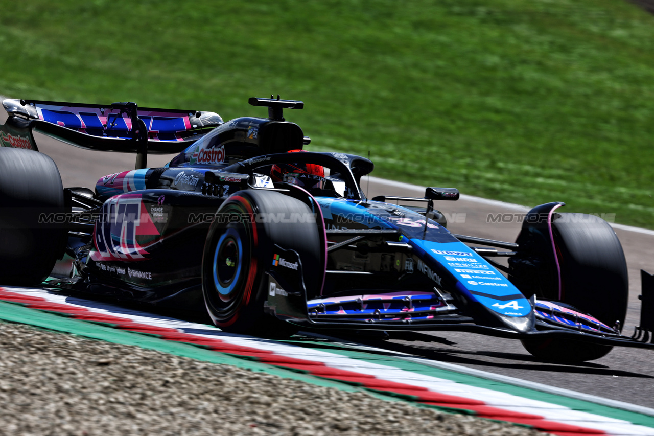 GP IMOLA, Esteban Ocon (FRA) Alpine F1 Team A524.

17.05.2024. Formula 1 World Championship, Rd 7, Emilia Romagna Grand Prix, Imola, Italy, Practice Day.

- www.xpbimages.com, EMail: requests@xpbimages.com © Copyright: Charniaux / XPB Images