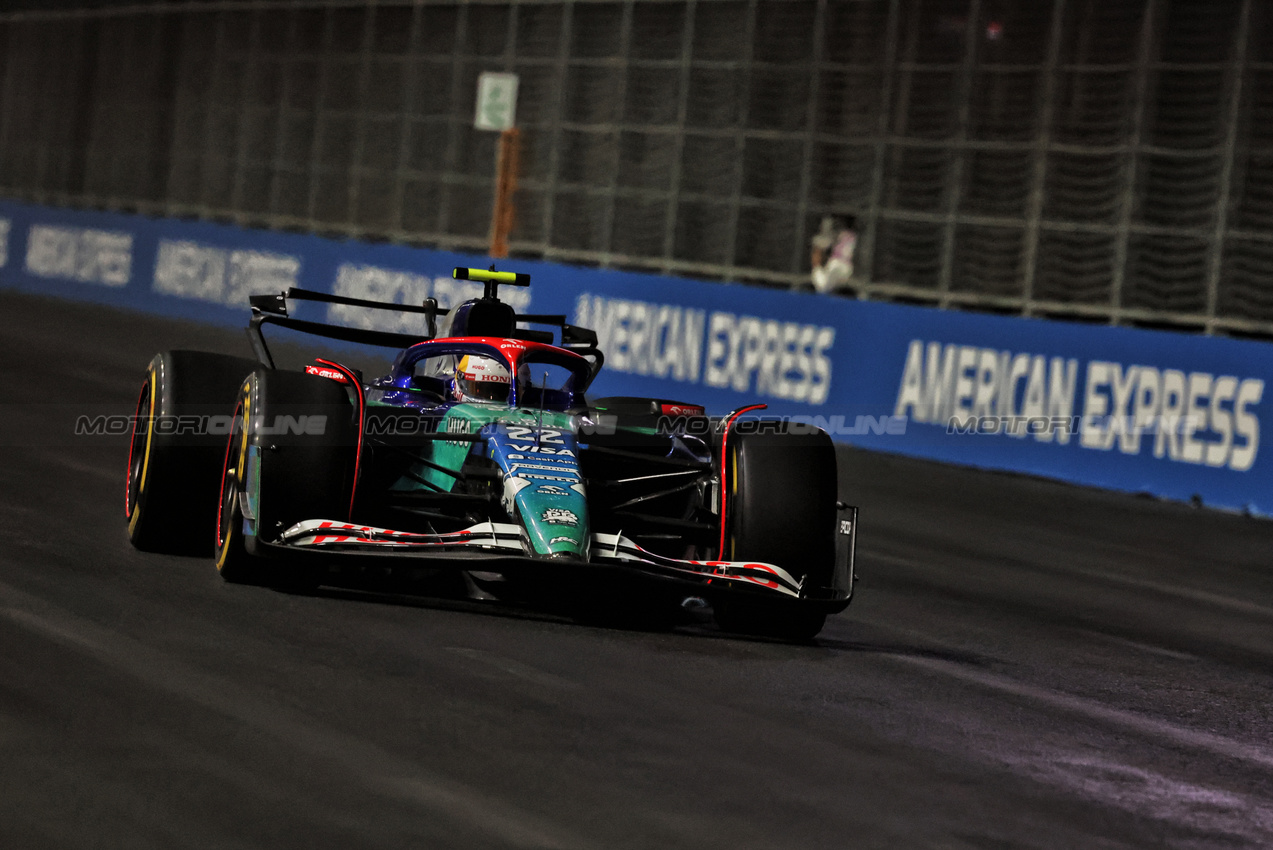 GP LAS VEGAS, Yuki Tsunoda (JPN) RB VCARB 01.

21.11.2024. Formula 1 World Championship, Rd 22, Las Vegas Grand Prix, Las Vegas, Nevada, USA, Practice Day

- www.xpbimages.com, EMail: requests@xpbimages.com © Copyright: Bearne / XPB Images
