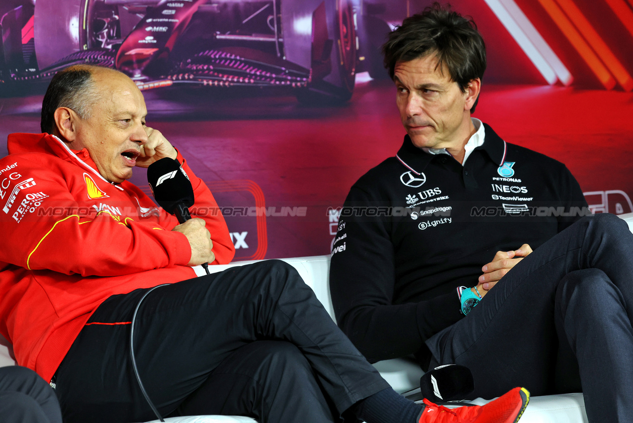 GP LAS VEGAS, (L to R): Frederic Vasseur (FRA) Ferrari Team Principal e Toto Wolff (GER) Mercedes AMG F1 Shareholder e Executive Director in the FIA Press Conference.

21.11.2024. Formula 1 World Championship, Rd 22, Las Vegas Grand Prix, Las Vegas, Nevada, USA, Practice Day

- www.xpbimages.com, EMail: requests@xpbimages.com © Copyright: Charniaux / XPB Images