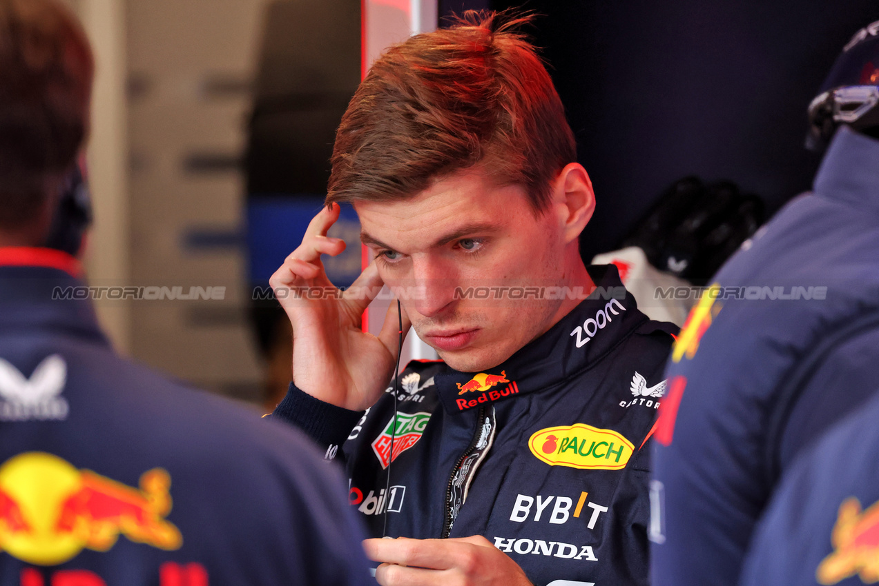 GP LAS VEGAS, Max Verstappen (NLD) Red Bull Racing.

21.11.2024. Formula 1 World Championship, Rd 22, Las Vegas Grand Prix, Las Vegas, Nevada, USA, Practice Day

- www.xpbimages.com, EMail: requests@xpbimages.com © Copyright: Batchelor / XPB Images