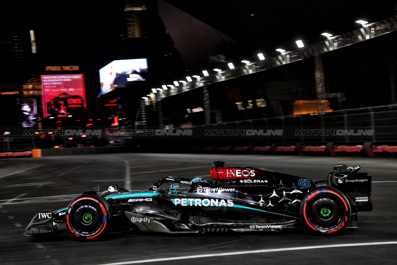 GP LAS VEGAS, George Russell (GBR) Mercedes AMG F1 W15.

21.11.2024. Formula 1 World Championship, Rd 22, Las Vegas Grand Prix, Las Vegas, Nevada, USA, Practice Day

- www.xpbimages.com, EMail: requests@xpbimages.com © Copyright: Charniaux / XPB Images