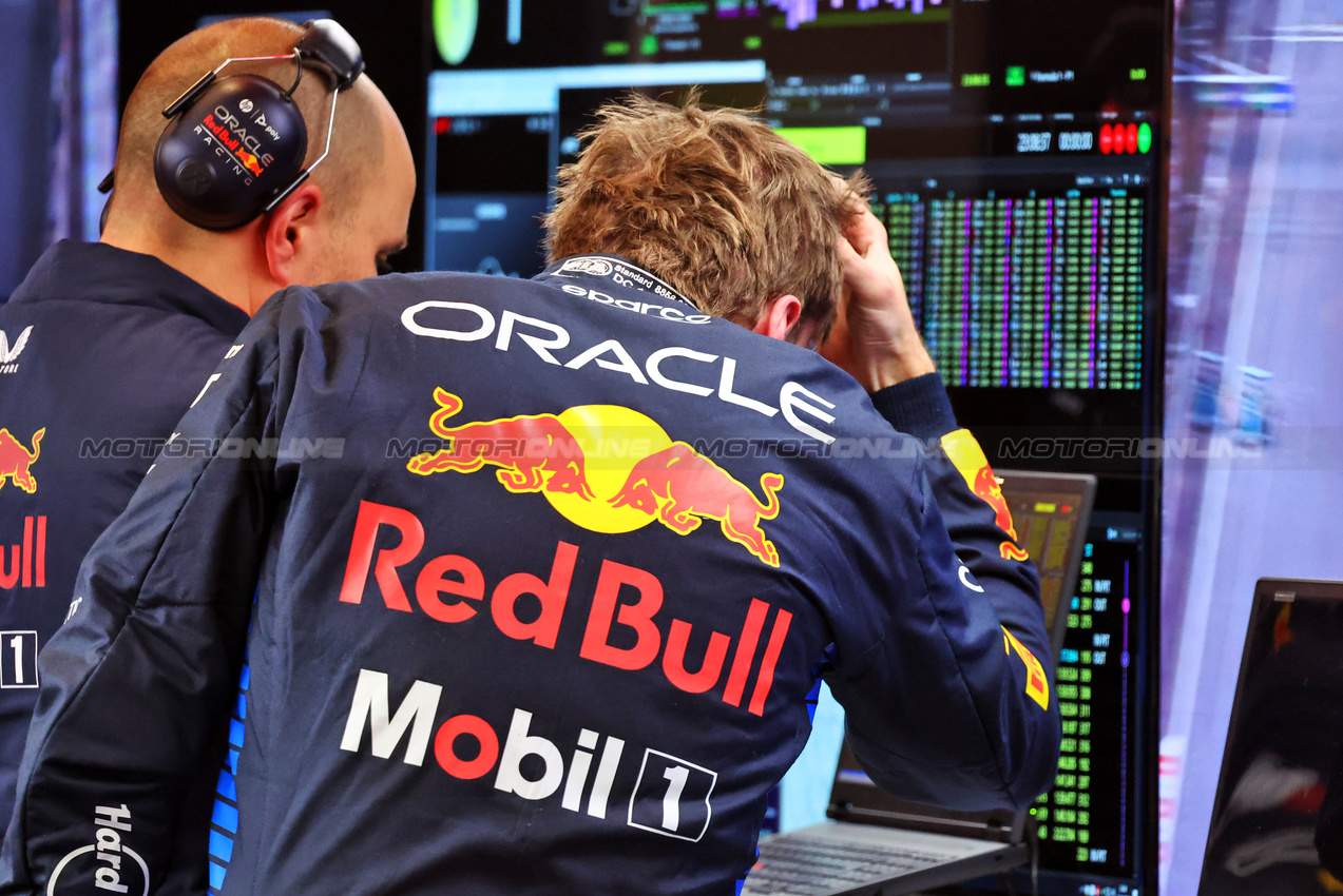 GP LAS VEGAS, Max Verstappen (NLD) Red Bull Racing.

21.11.2024. Formula 1 World Championship, Rd 22, Las Vegas Grand Prix, Las Vegas, Nevada, USA, Practice Day

- www.xpbimages.com, EMail: requests@xpbimages.com © Copyright: Batchelor / XPB Images